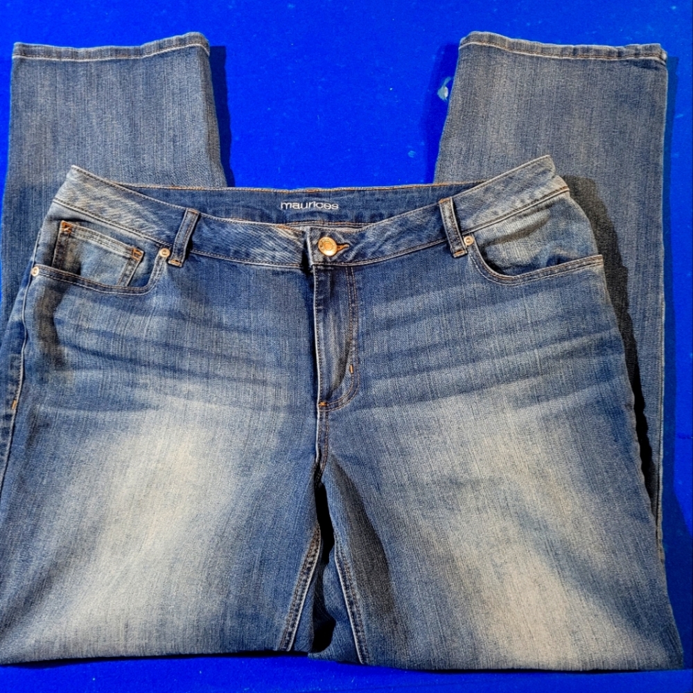 Womens Maurices jeans size 18 reg straight leg